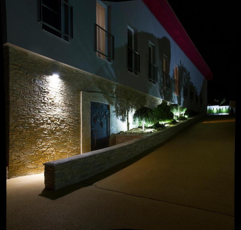 Hotel Air Holíč Bagian luar foto